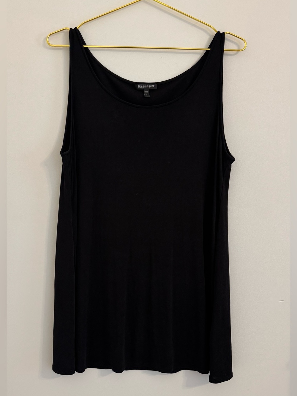 Eileen Fisher Black Sleeveless Scoop-Neck Tank 100% Silk Size Large EUC